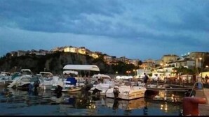Unclassified image, 2 of 28, button - B&B Aurora (Agropoli)