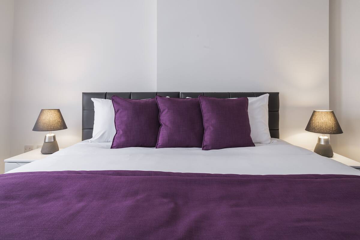 In-room safe, iron/ironing board, free WiFi, bed sheets