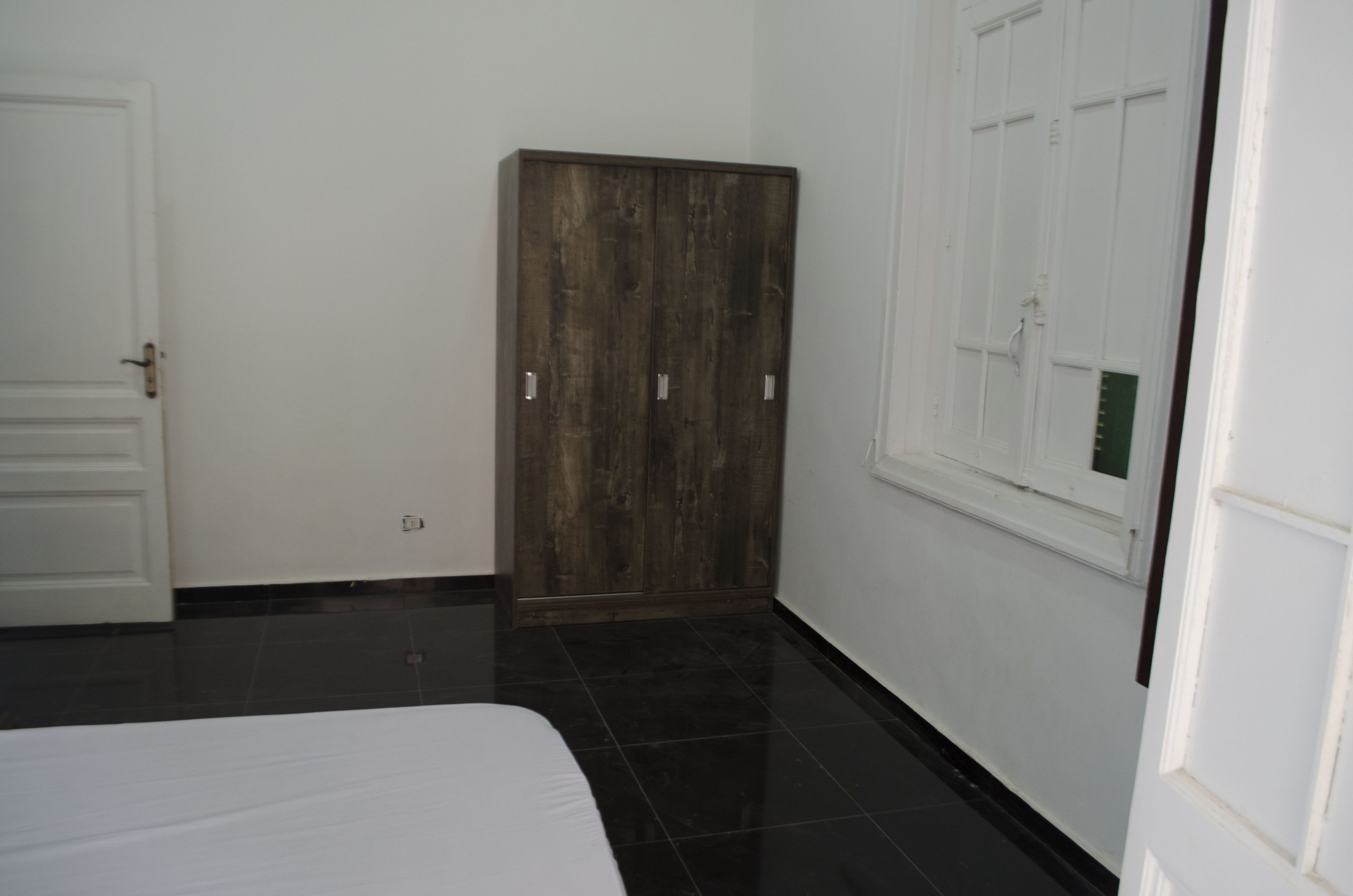 خزنة داخل الغرفة وواي فاي مجانًا