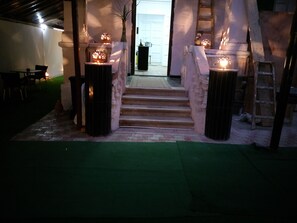 تفاصيل الفندق من الداخل