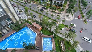 5 outdoor pools - Brilliant HCMC Service Apartments (Ho Chi Minh City)