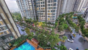 5 outdoor pools - Brilliant HCMC Service Apartments (Ho Chi Minh City)