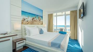 Standard Double Room, 1 King Bed, Sea View | Minibar, in-room safe, soundproofing, free WiFi