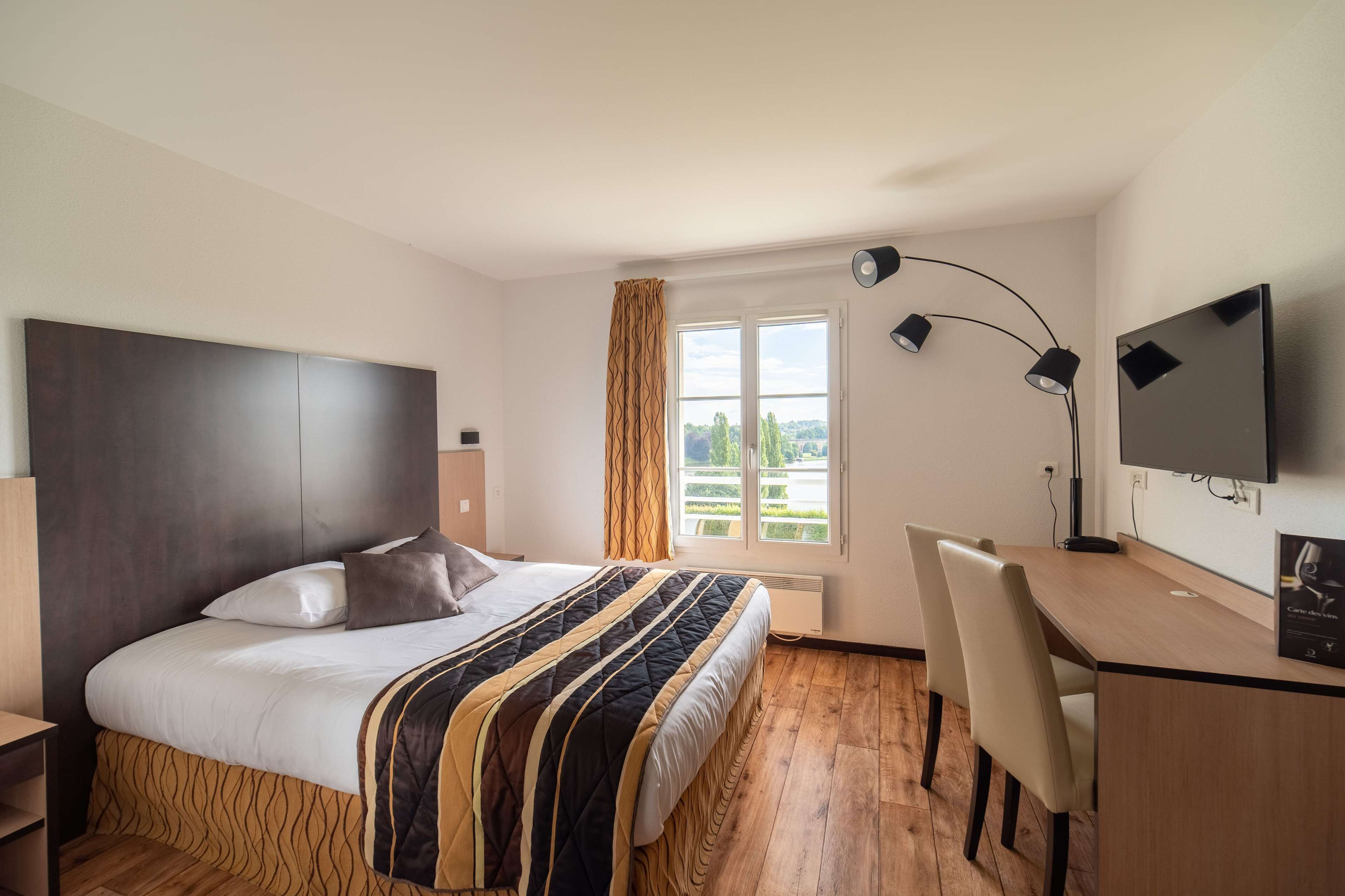 標準雙人房 | 書桌、免費無線上網、床單