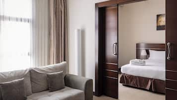 Standard Suite, 1 King Bed | Minibar, in-room safe, desk, blackout curtains