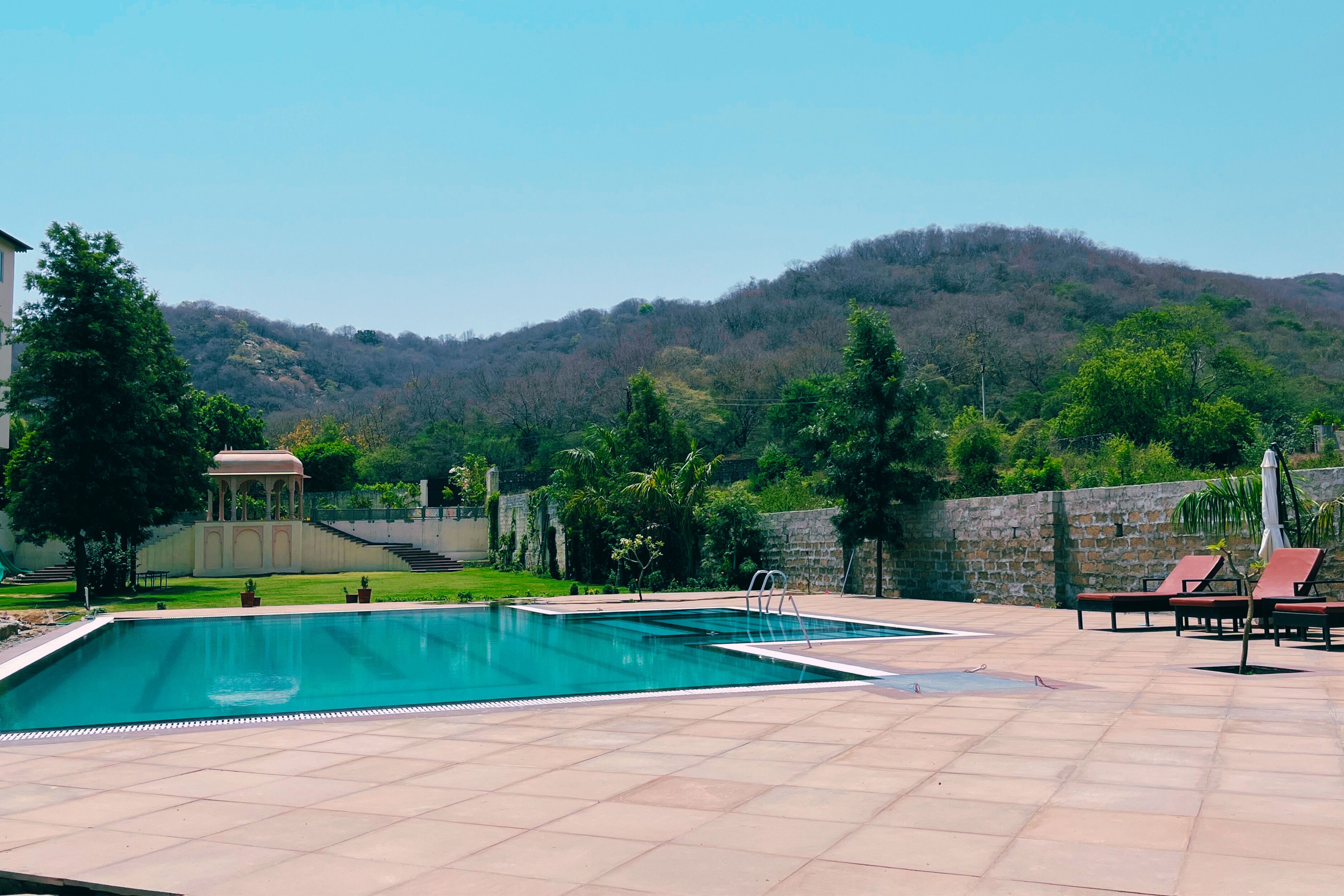 Outdoor pool, pool loungers