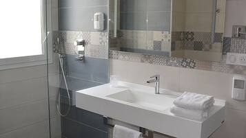 Fasilitas kamar mandi