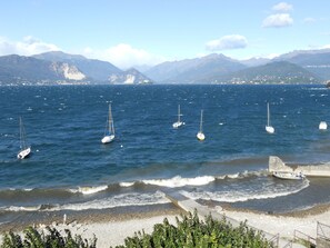 Vista al lago