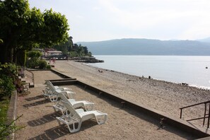 Privatstrand, weißer Sandstrand