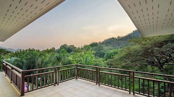 4-Bedroom Pool Villa | Terrace/patio