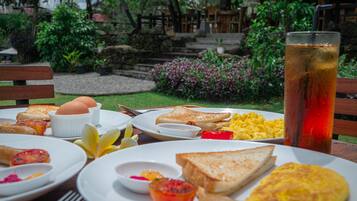 Daily continental breakfast for a fee