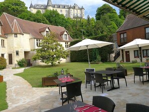 Frühstück, Mittagessen, Abendessen, lokale Küche 