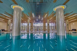 Indoor pool, open 9:00 AM to 9:00 PM, pool loungers - Aurora Club Spa Resort (Polyanskoye)