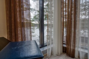 公寓 (Penthouse - Odysseus) | 湖景