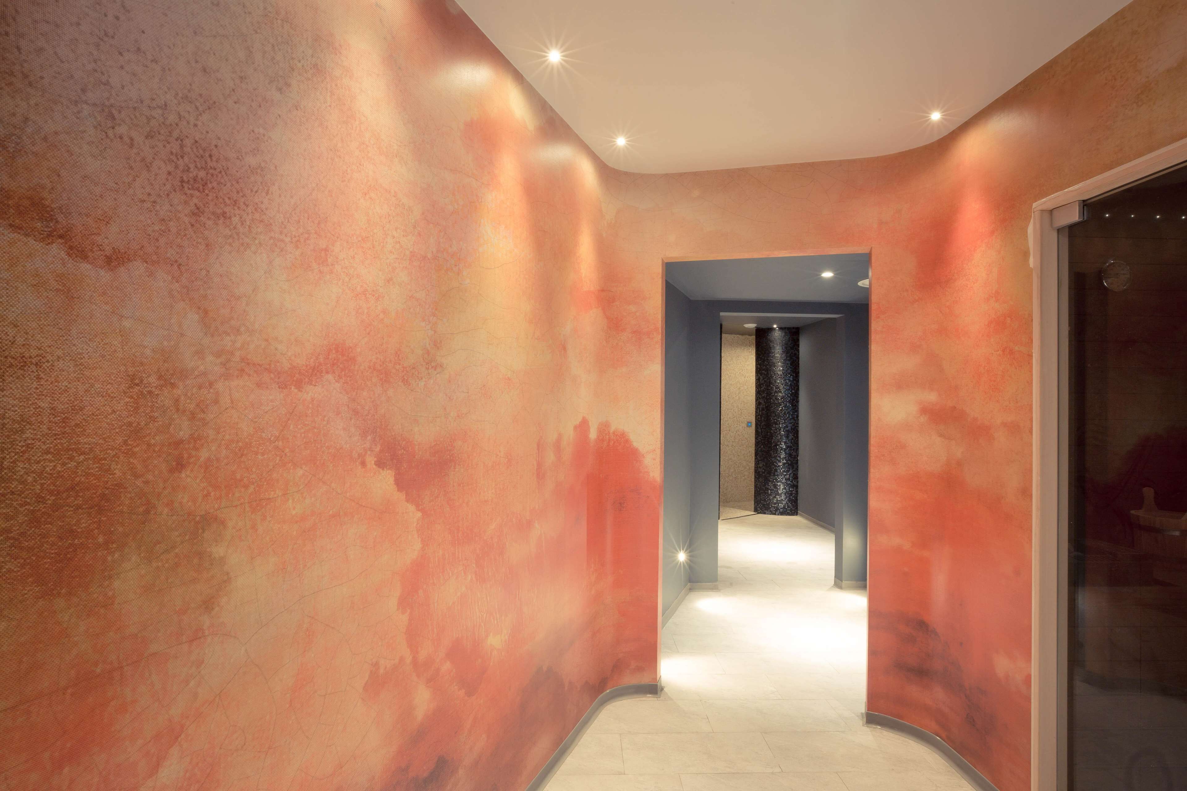 couples treatment room(s), sauna, hot tub, steam room, body treatments