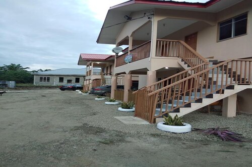 OYO 90197 Art Homestay