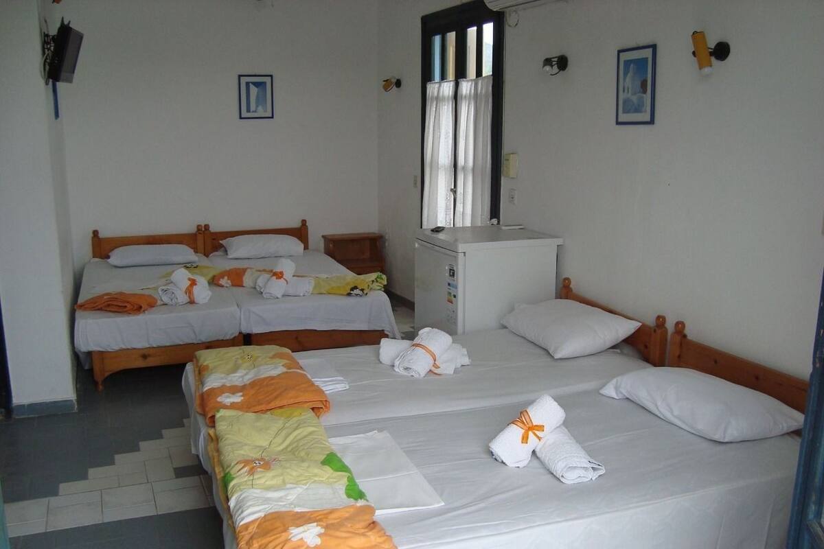 Iron/ironing board (on request), bed sheets