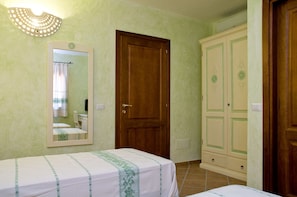 Kamar Double | 1 kamar tidur, seprai premium, minibar, dan brankas
