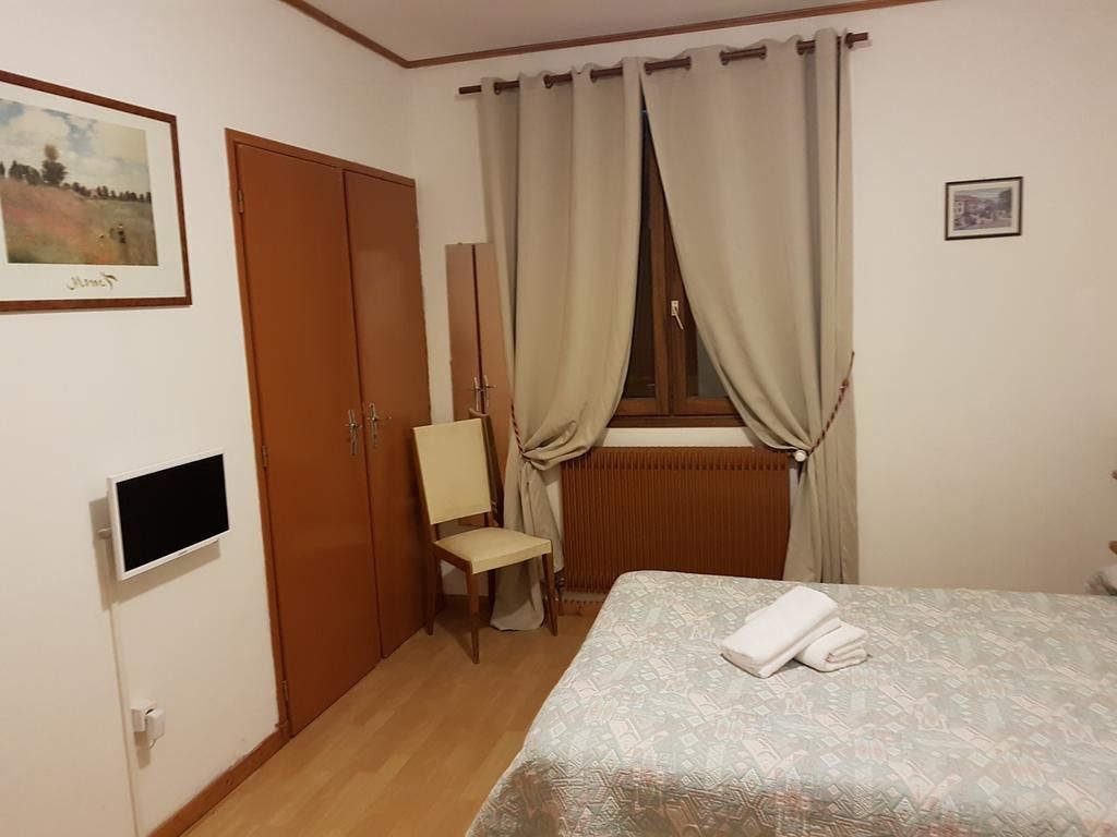 Yksilöllisesti sisustettu, yksilöllisesti kalustettu, ilmainen Wi-Fi