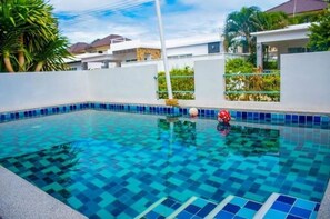 Kolam renang | Kolam renang outdoor