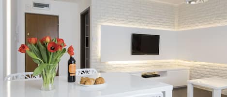 Executive Apartment, 2 Bedrooms, Kitchenette | Living area | Flat-screen TV