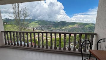 Luxury Room, 1 King Bed - 301 | Vue de la chambre