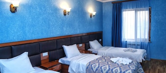 AVAGYAN'S Hotel - Restaurant