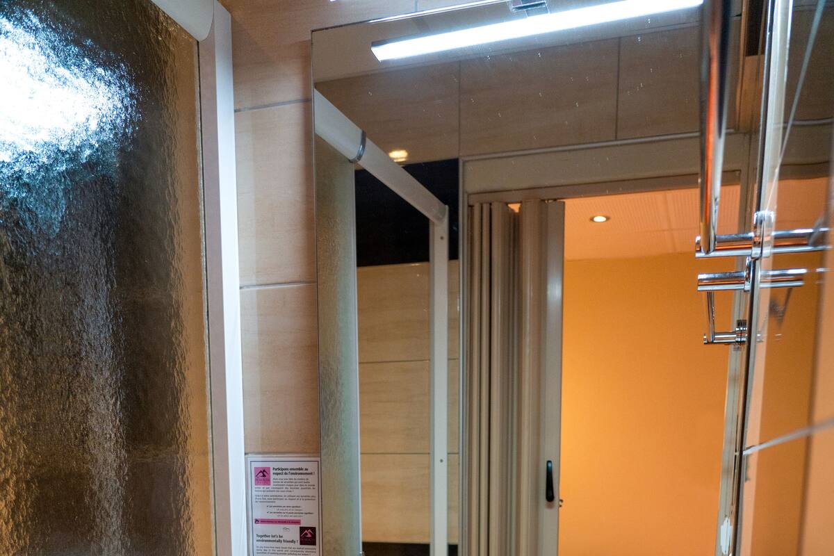 double or twin room | bathroom | shower, hair dryer, towels