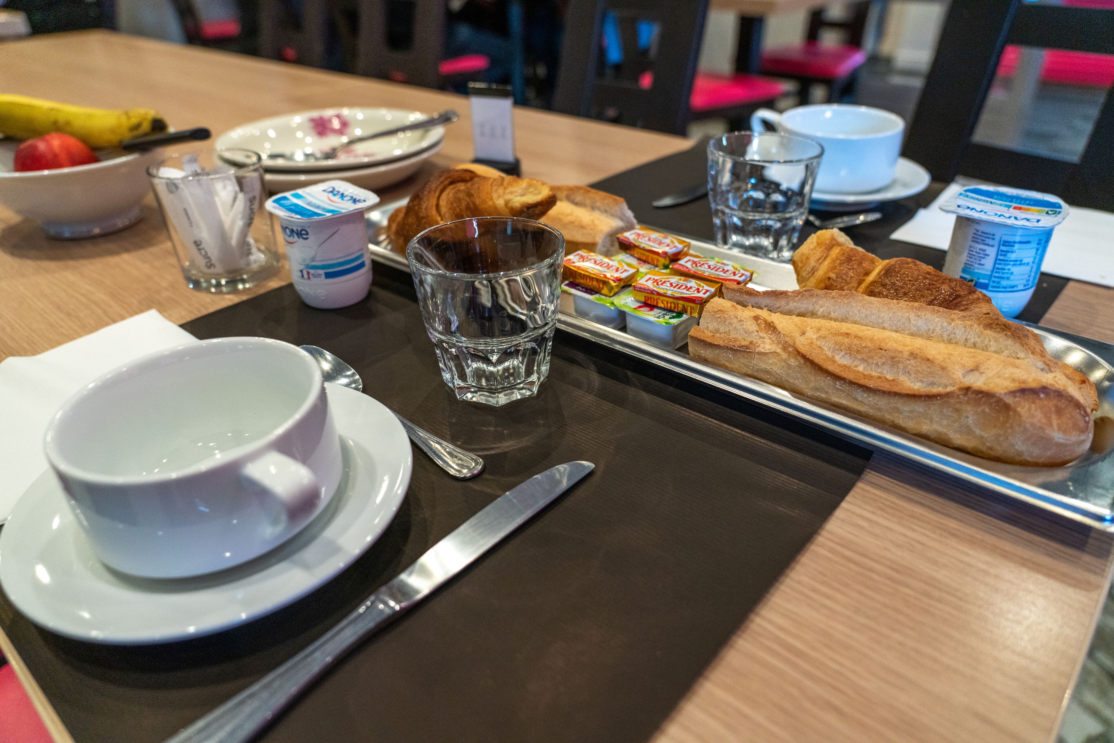 daily continental breakfast for a fee