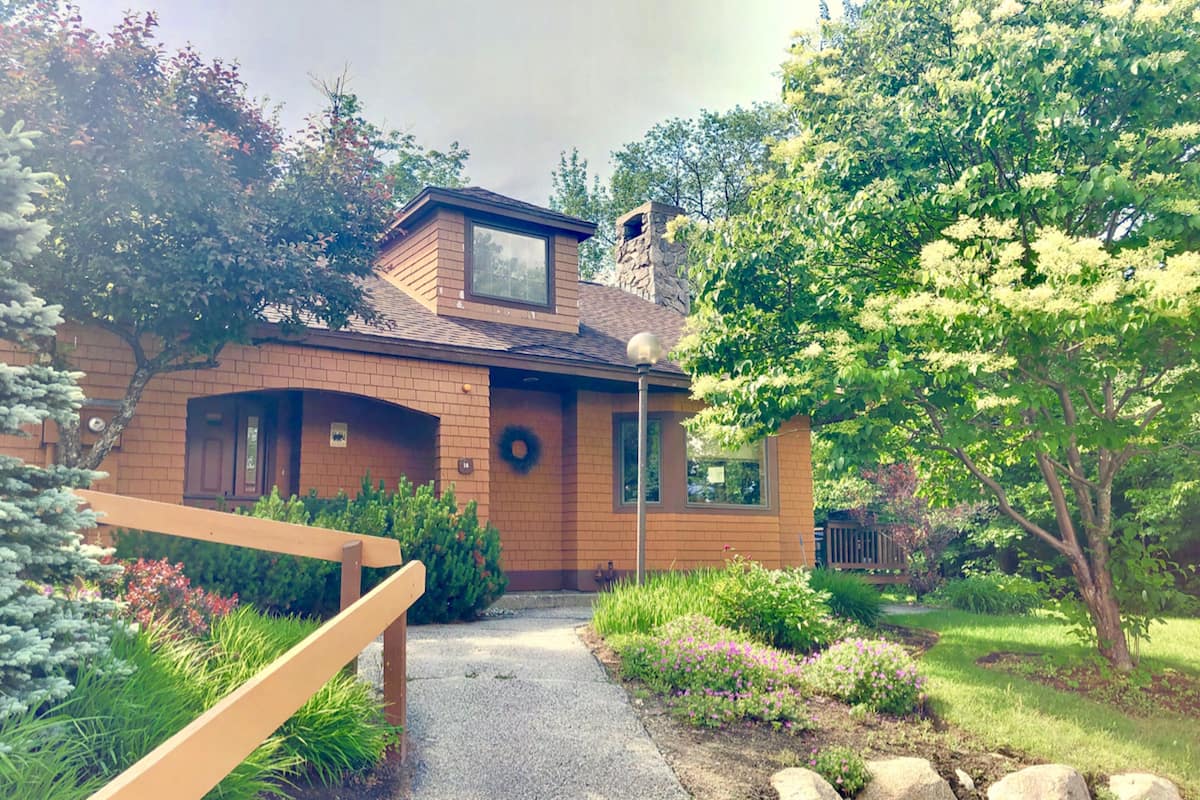 Family Cottage, 4 Bedrooms, Slope side (FC14/Pet Friendly)