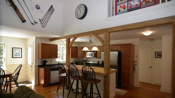 Maison Familiale, 4 chambres, patio, côté jardin | Cuisine privée
