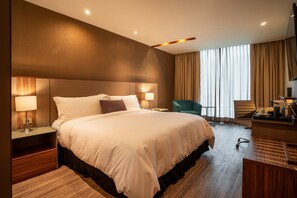 De Lujo Superior King | Literie de qualité supérieure, coffres-forts dans les chambres, bureau