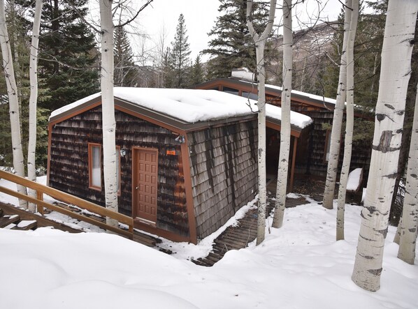 House, 4 Bedrooms | Exterior