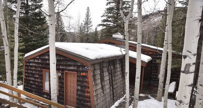 385 Forest Rd. 4 Bedroom Home by RedAwning