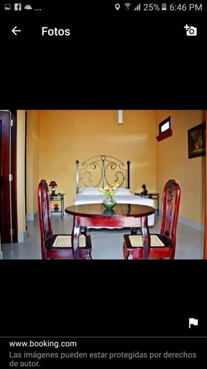 Chambre Deluxe, 1 grand lit, non-fumeurs | Café et/ou machine à café