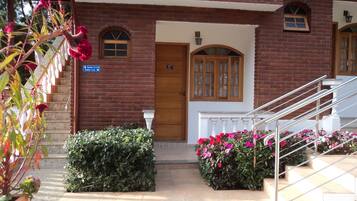 Suite Triplo Luxo | Terrace/patio