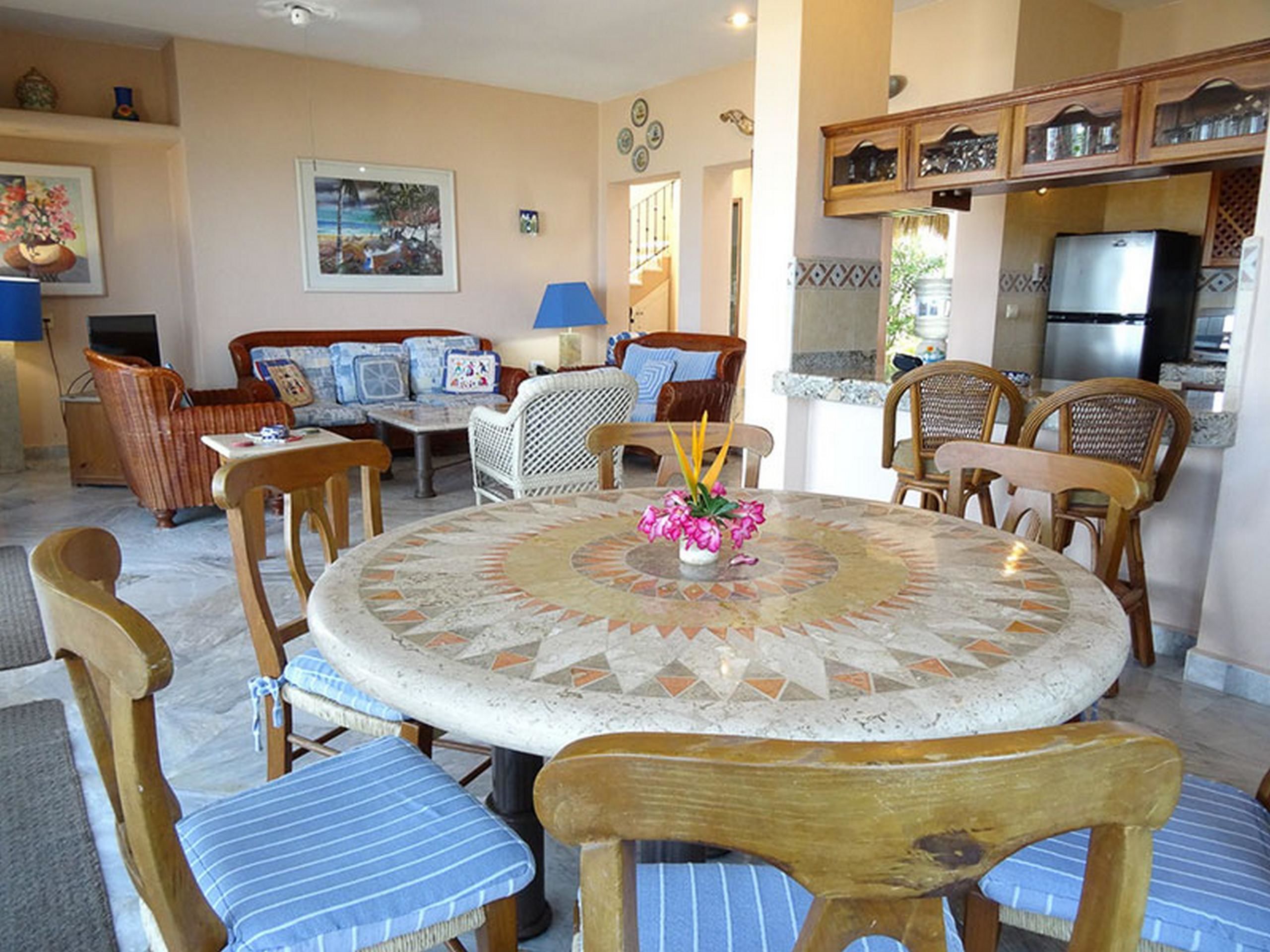 Casa de ciudad tradicional, 3 habitaciones | Servicio a la habitación