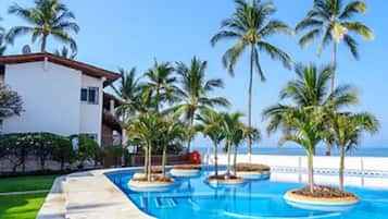 Alberca al aire libre