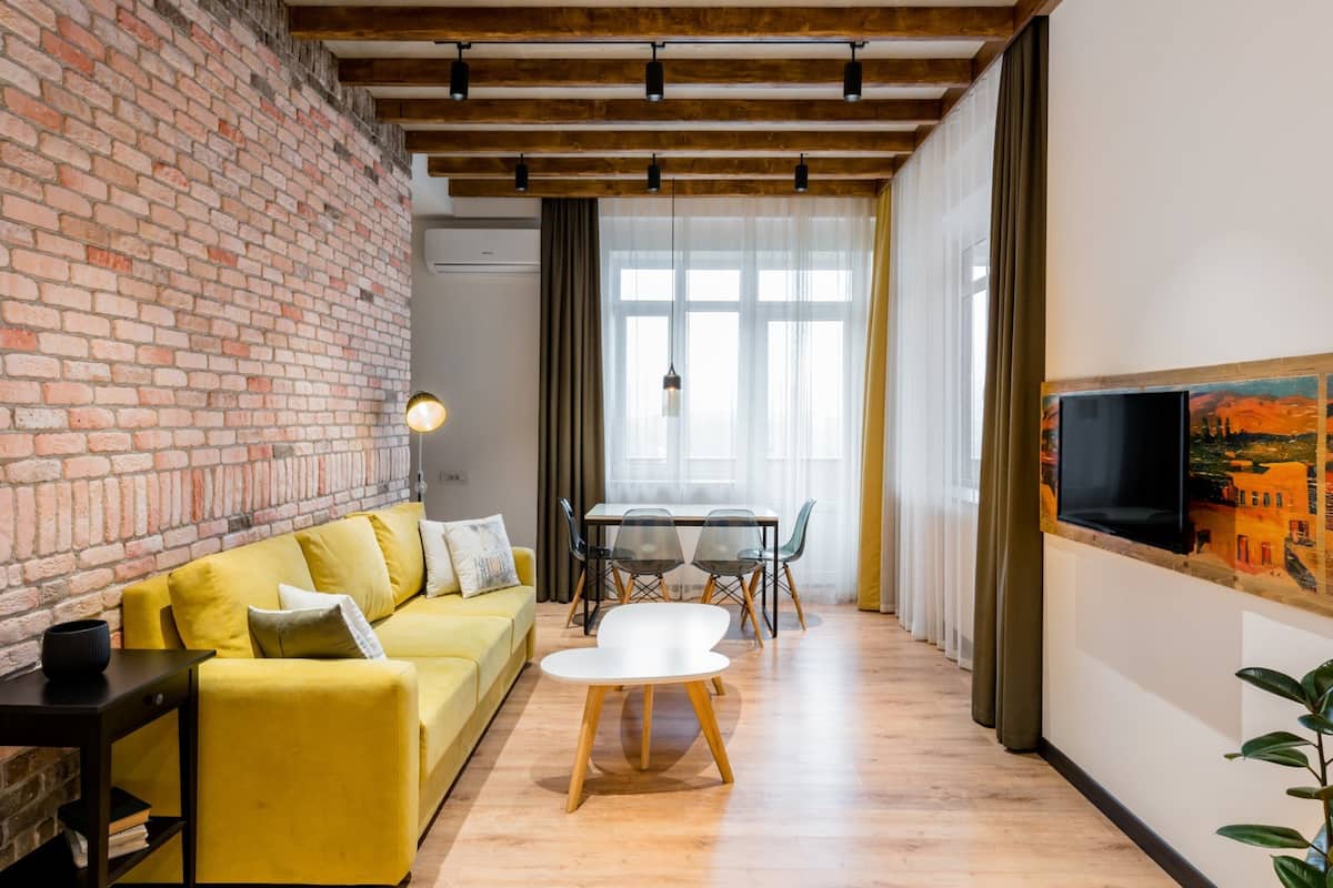 Literie hypoallergénique, coffres-forts dans les chambres