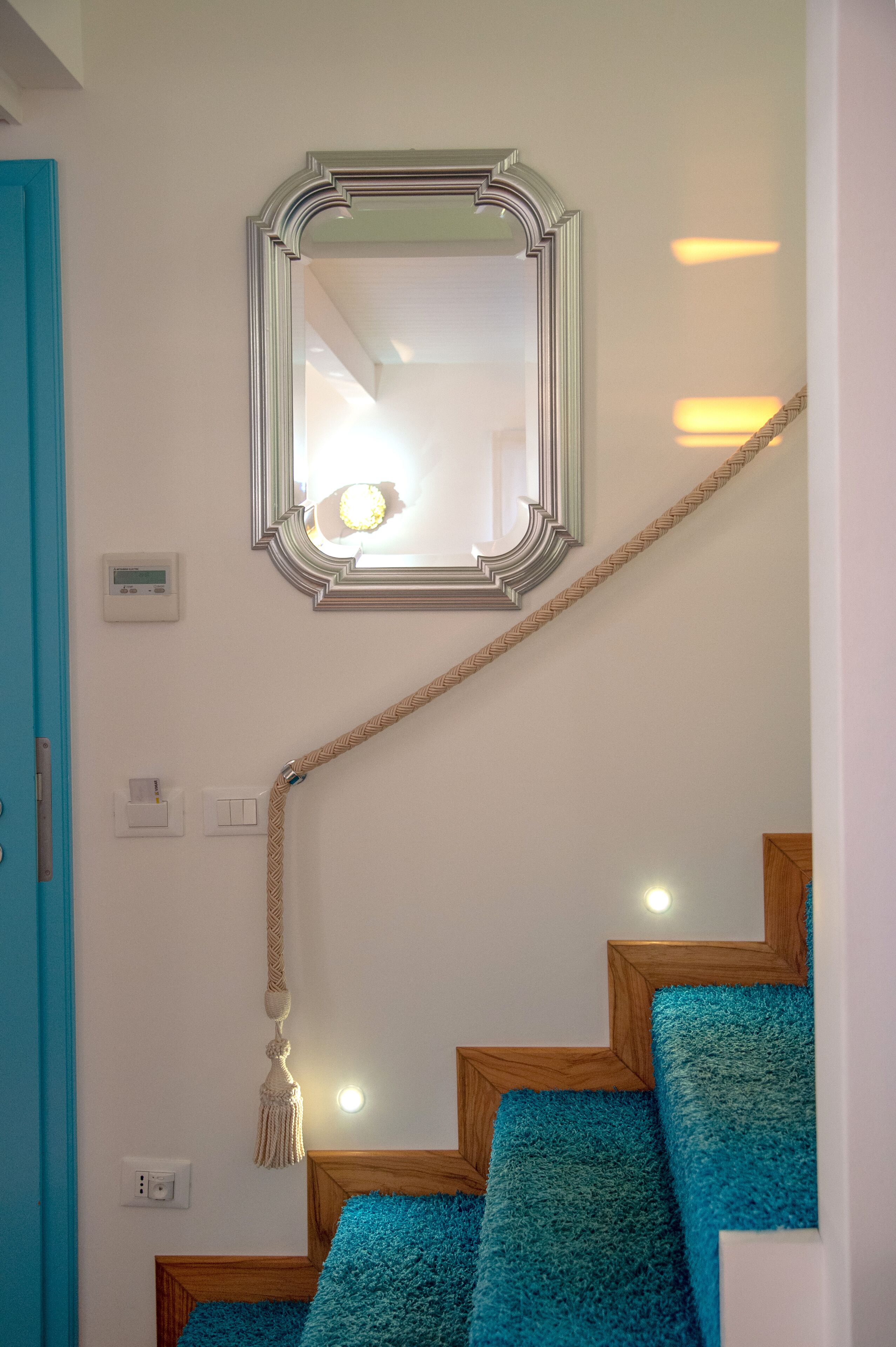 suite | living area | flat-screen tv