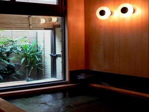 ห้องน้ำ