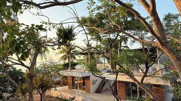 Standard Double Seaview With Garden | View from room