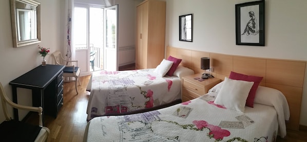 Zweibettzimmer, Gemeinschaftsbad