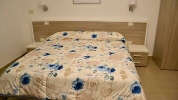 Family Quadruple Room | Premium bedding, desk, free WiFi