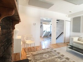 Family Duplex | Living room