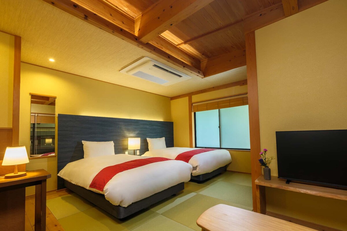 [Umi,Kaze] Japanese-Modern / 31 m²(Adults Only) [With Semi-Open-Air Hot Spring Bath], Non Smoking | In-room safe, WiFi (free)