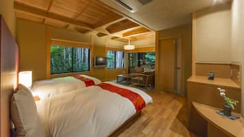 Premium-Zweibettzimmer, Nichtraucher (Annex SORA, w/ Partial Open-air Bath) | Zimmersafe, kostenloses WLAN