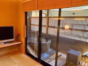 ห้องทราดิชันนัลทวิน, ปลอดบุหรี่ (Annex UMI/KAZE,  Partial Open-airbath) | วิวจากห้องพัก