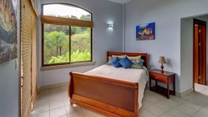 Comfort Villa, 4 Bedrooms, Non Smoking - Villa DahlMar (Bahía Ballena)