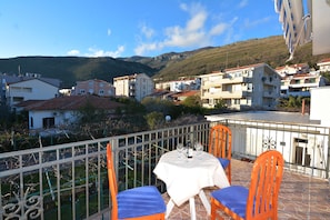 Appartement, 1 chambre, terrasse, côté jardin | Balcon